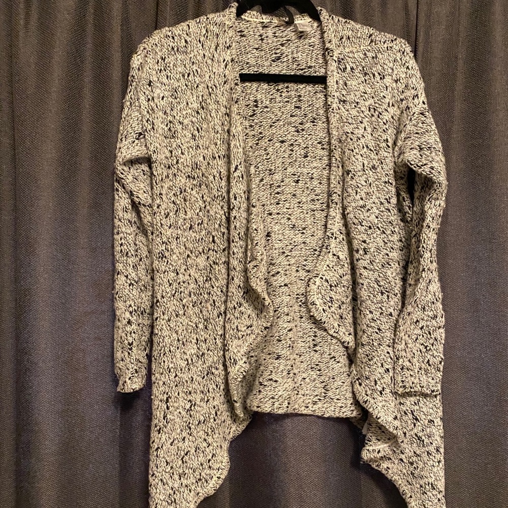 H&M Divided Sweater